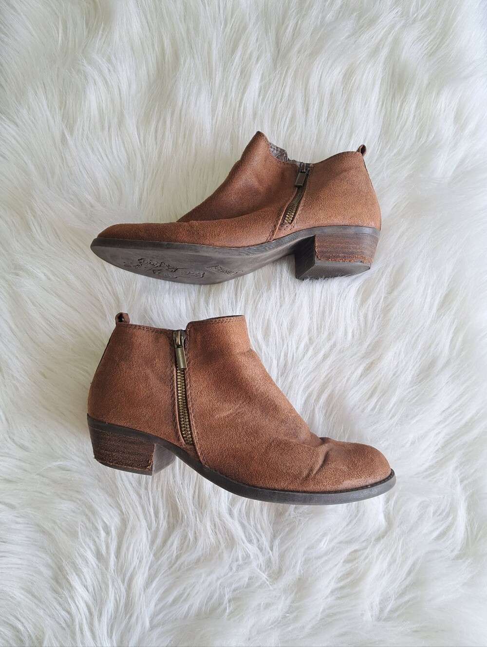 Carlos Santana vegan booties